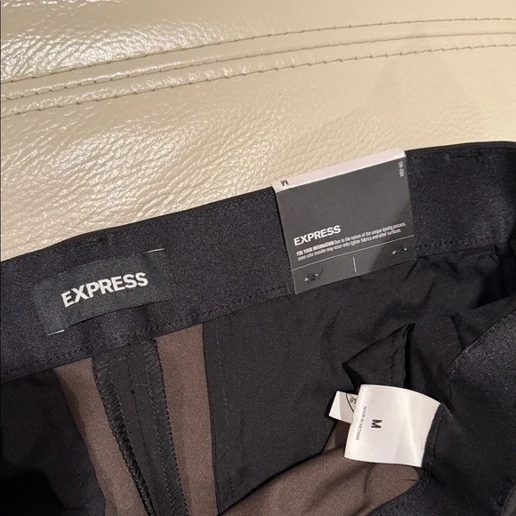 Express Straight Leg Dress Pants in Black - Picture 5 of 11